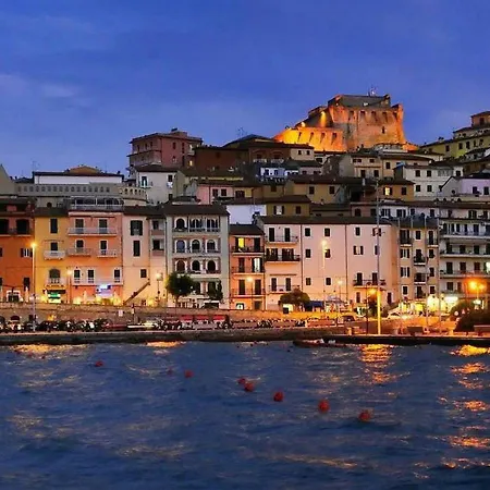 Casa Sul Lungomare * Porto Santo Stefano (Grosseto)